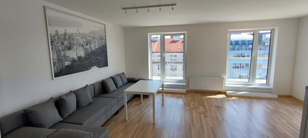 Penthouse # 81 With Panoramic City View In Elite Rezidence With Free Parking プラハ エクステリア 写真