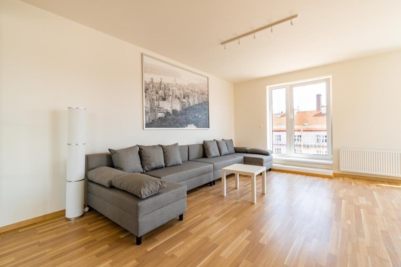 Penthouse # 81 With Panoramic City View In Elite Rezidence With Free Parking プラハ エクステリア 写真